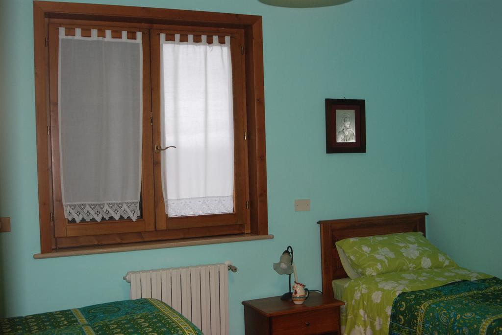 Casa Mariu Hotel Сала Консилина Стая снимка